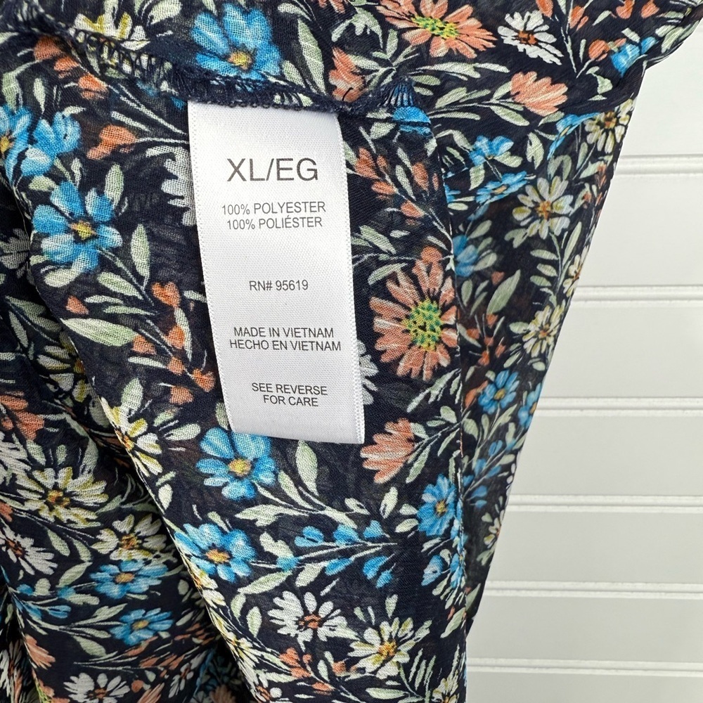 Cristina B women’s layered blue floral sleeveless dressy v neck tank. Size XL. - Picture 6 of 7